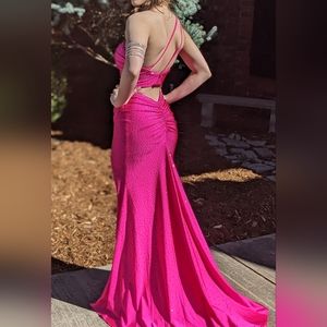 Sherri Hill hot pink bright fuschia one shoulder prom dress